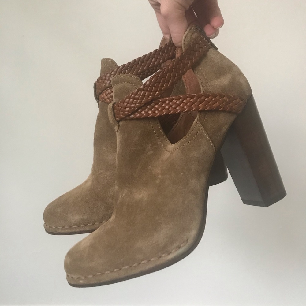 FRYE • Margaret Braid Shootie